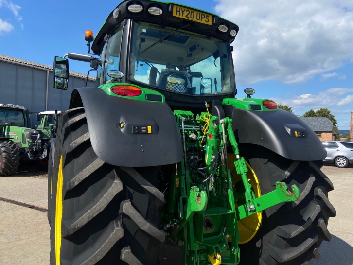 John Deere 6215R Ultimate Edition