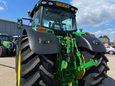 John Deere 6215R Ultimate Edition