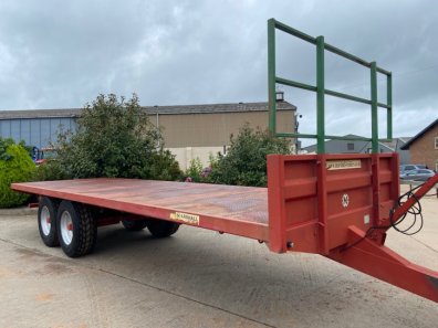 Marshall 12 Ton 26ft flat trailer