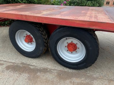 Marshall 12 Ton 26ft flat trailer