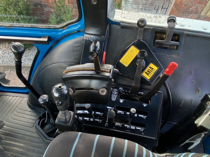 Ford 5610 II