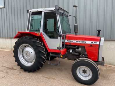 Massey Ferguson 675
