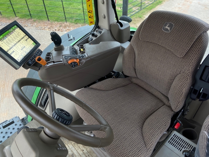 John Deere 7290R
