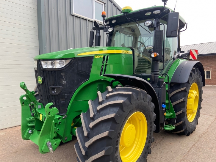 John Deere 7290R