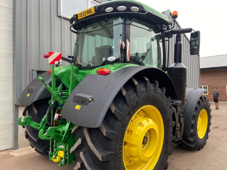 John Deere 7290R