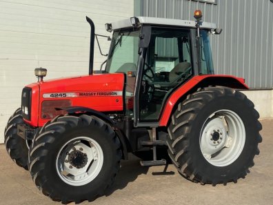 Massey Ferguson 4245