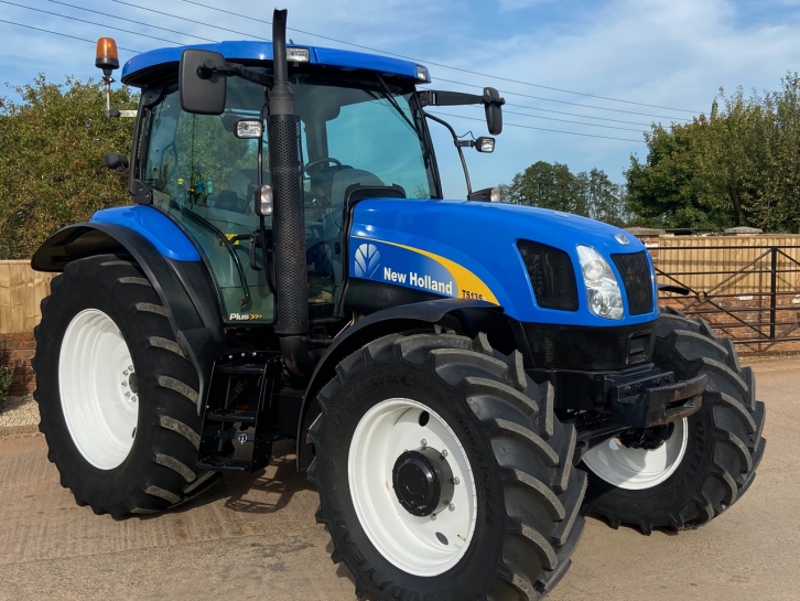New Holland TSA 135