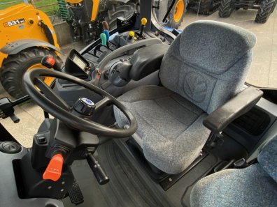 New Holland TSA 135