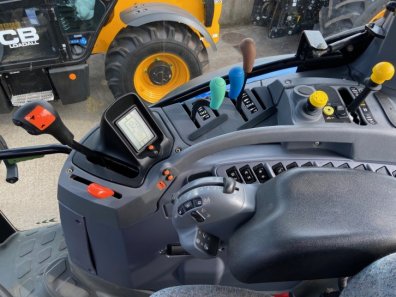 New Holland TSA 135