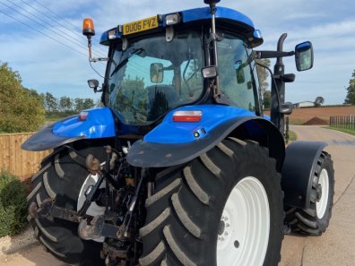 New Holland TSA 135