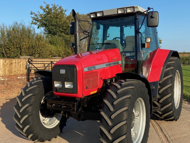 Massey Ferguson 6270