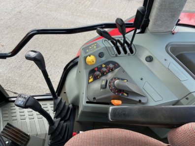 Massey Ferguson 6180
