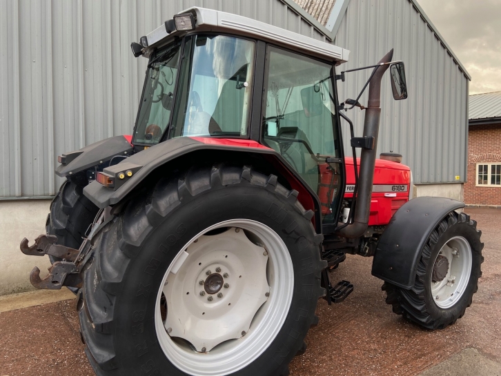 Massey Ferguson 6180
