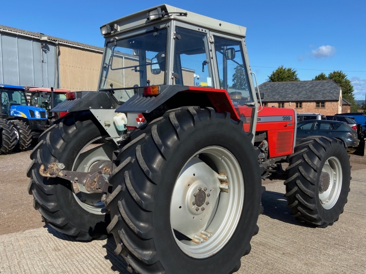 Massey Ferguson 399