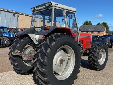 Massey Ferguson 399