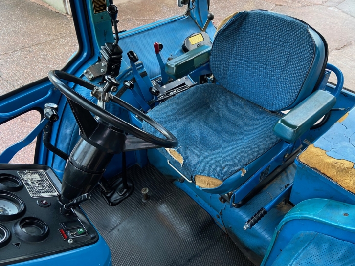 Ford 7710