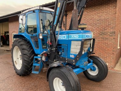 Ford 7710