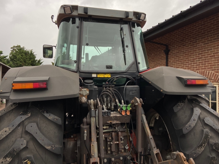 Massey Ferguson 8160