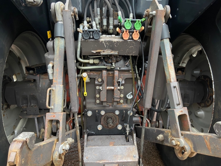 Massey Ferguson 8160