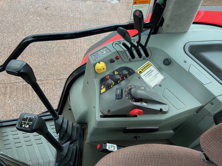 Massey Ferguson 8160