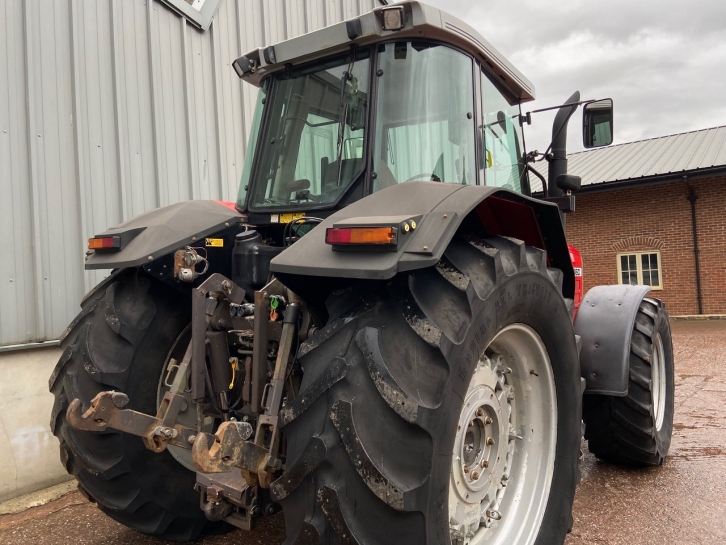 Massey Ferguson 8160