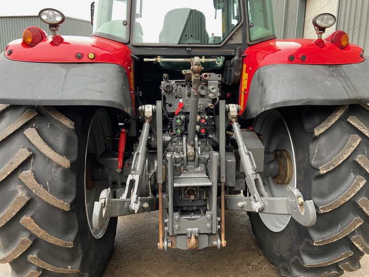 Massey Ferguson 7480