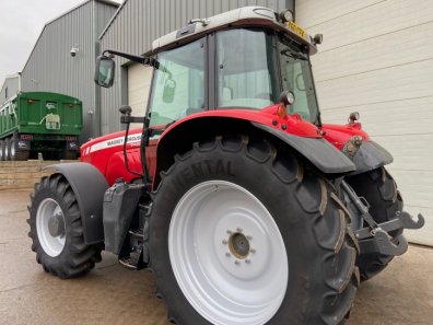 Massey Ferguson 7480