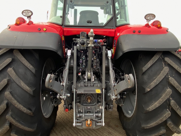 Massey Ferguson 7719S Exclusive