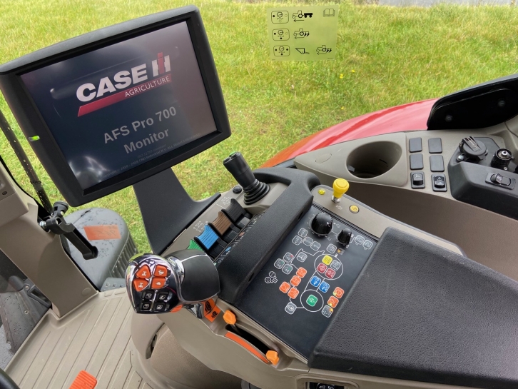 Case CVX 240