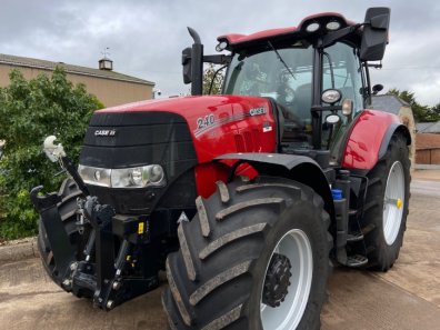 Case CVX 240
