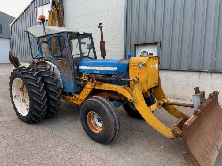 Ford 5000