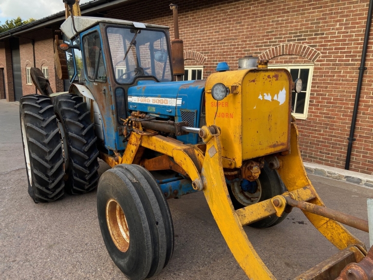 Ford 5000