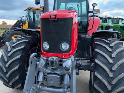Massey Ferguson 7495