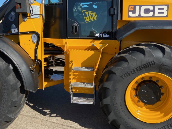 JCB 416S