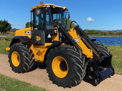 JCB 416S