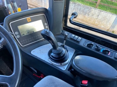 JCB 416S