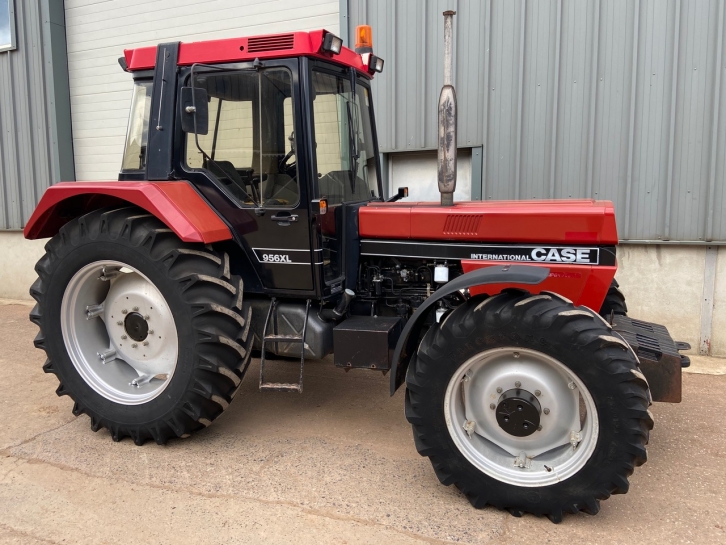 Case 956XL