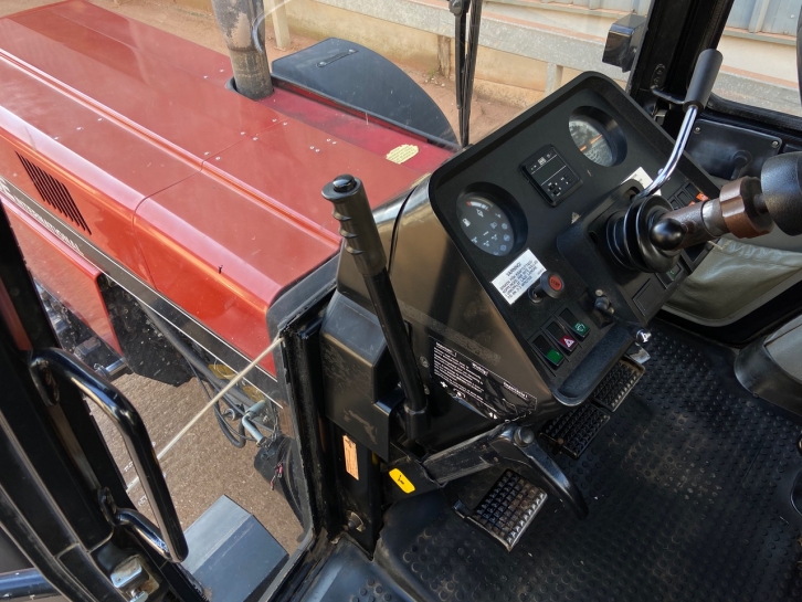 Case 956XL