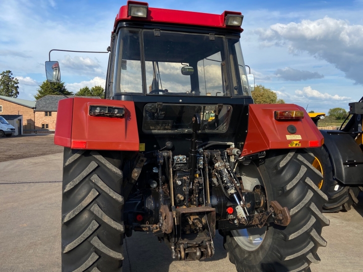 Case 956XL