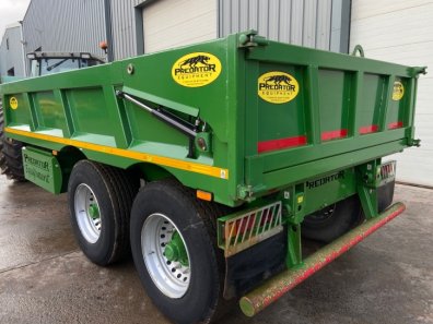 Predator 14 Ton dump trailer