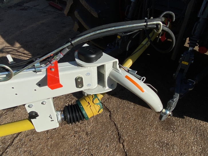 Claas Liner 3600 4 rotor rake