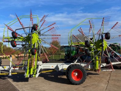 Claas Liner 3600 4 rotor rake