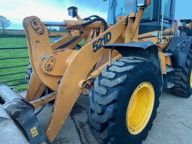 Case 521D loading shovel