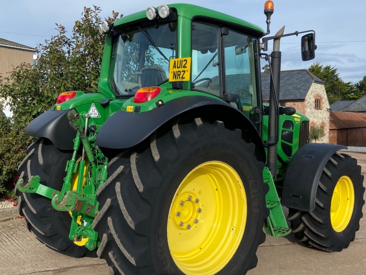 John Deere 6930