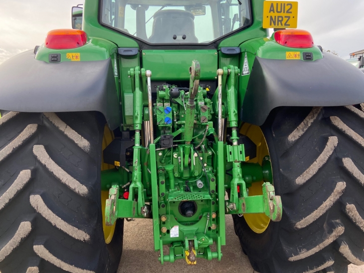 John Deere 6930