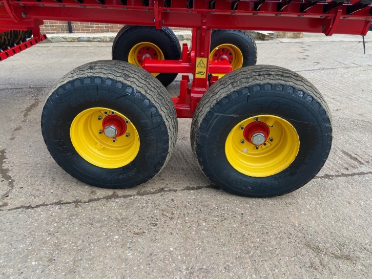 Vaderstad CR650 Carrier