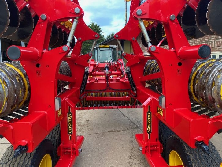 Vaderstad CR650 Carrier