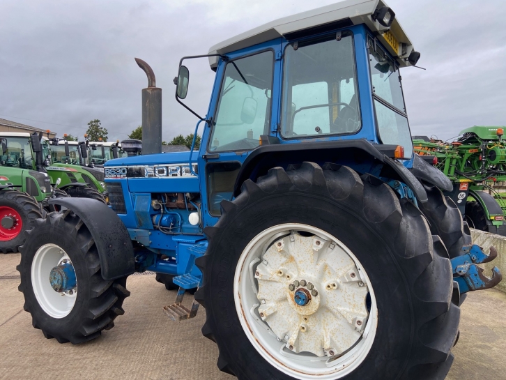 Ford 8630