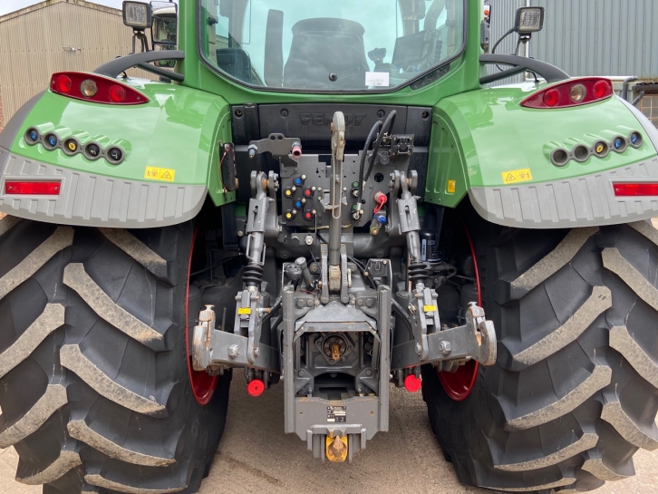 Fendt 724 Profi-Plus