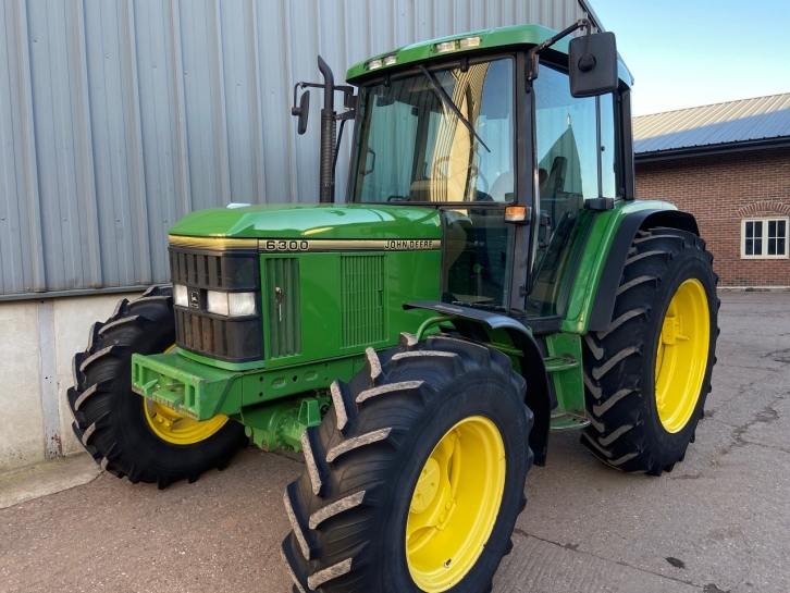 John Deere 6300